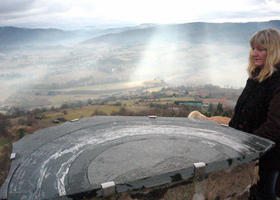 Vue_de_la_table_de_Ceneuil_près_St_Vincent